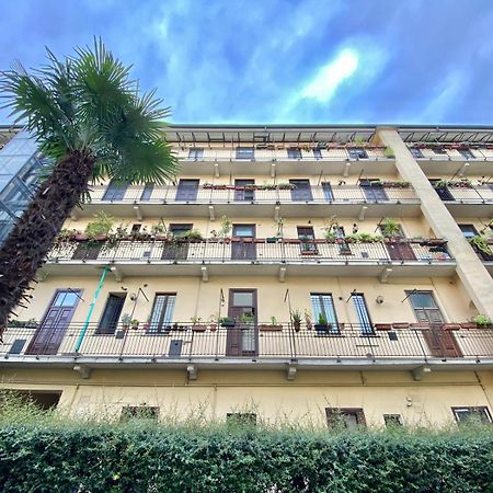 Grazioso Appartamento Nel Cuore Del Tran Tran Di Milano, Perfetto Per Amici E Famiglie, Vicino A Metropolitana Exterior foto